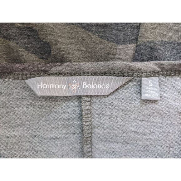 Harmony Balance Camo T-Shirt NWT Size Small Yoga Camo Top - Picture 5 of 7